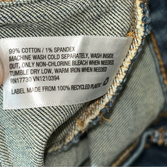 NEW Isabel Maternity by Ingrid & Isabel Under Belly Jeans Denim Shorts Size 4 - Picture 6 of 11